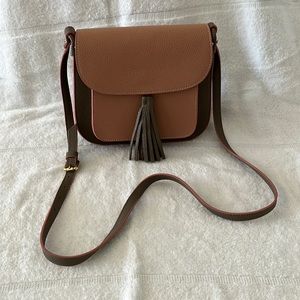 Cuir Rose leather handbag. Made in Italy. Gray and pink with a tassel